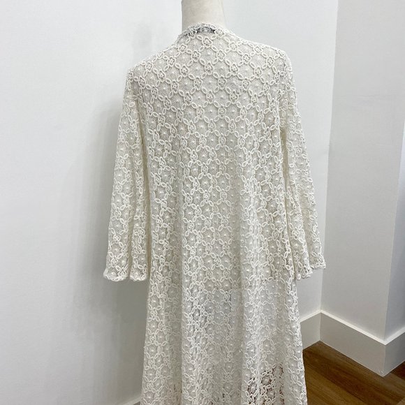 White Floral Kimono - Picture 4 of 6